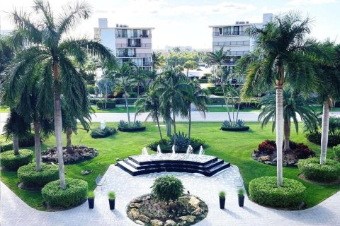 Condo in South Palm Beach, Florida, 2 bedrooms № 2187329