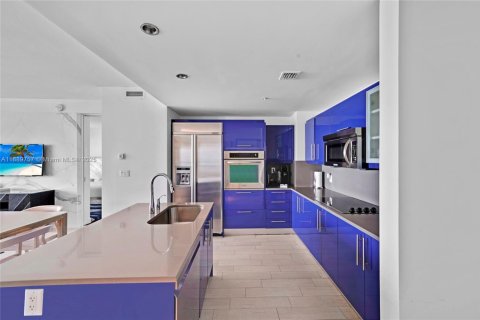 Copropriété à vendre à Fort Lauderdale, Floride: 2 chambres, 109.25 m2 № 1938748 - photo 3