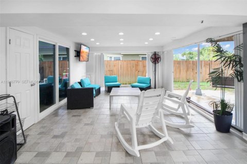 Casa en venta en Cutler Bay, Florida, 4 dormitorios, 245.82 m2 № 2152921 - foto 26