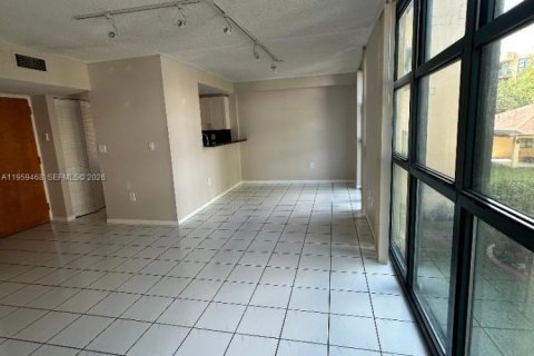 Copropriété à louer à Miami, Floride: 1 chambre, 65.77 m2 № 2080640 - photo 3
