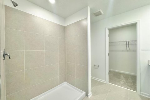 Villa ou maison à louer à Winter Haven, Floride: 4 chambres, 174.1 m2 № 2334120 - photo 17