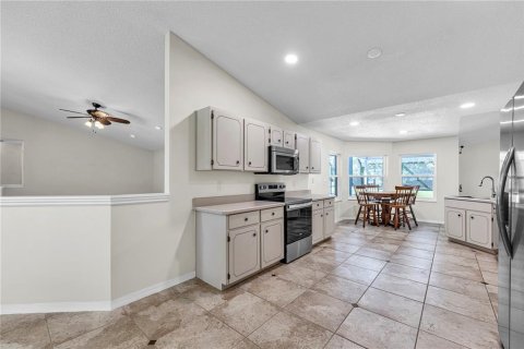 Villa ou maison à vendre à Port Orange, Floride: 3 chambres, 242.1 m2 № 2389276 - photo 7