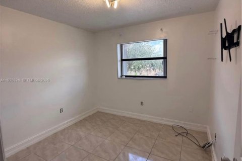 Copropriété à vendre à Hialeah, Floride: 3 chambres, 95.69 m2 № 1990902 - photo 8