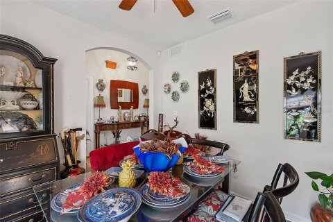 Commercial property in Palm Coast, Florida 6 bedrooms, 230.77 sq.m. № 2230546 - photo 3