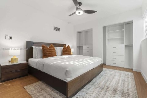 Casa en venta en North Miami Beach, Florida, 3 dormitorios, 104.98 m2 № 1787122 - foto 11