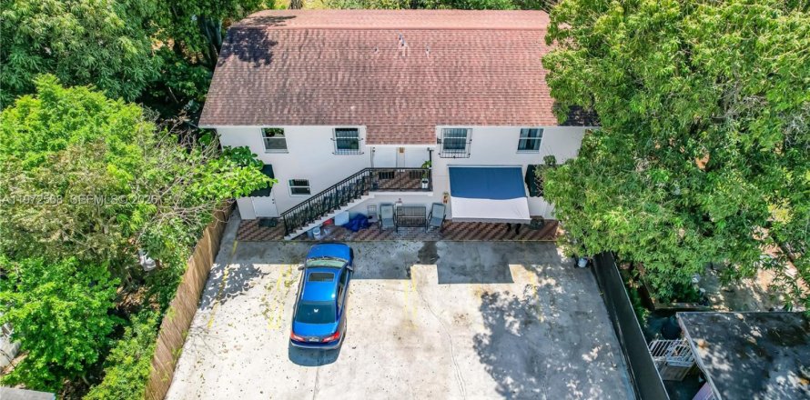 Appartement à Miami, Floride 2 chambres, 70.61 m2 № 2033426