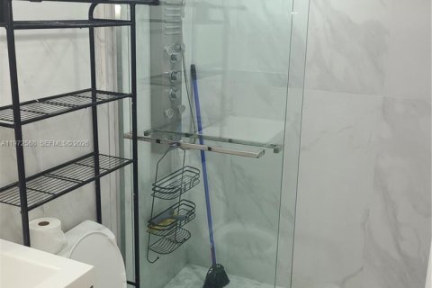 Appartement à louer à Miami, Floride: 2 chambres, 70.61 m2 № 2033426 - photo 10