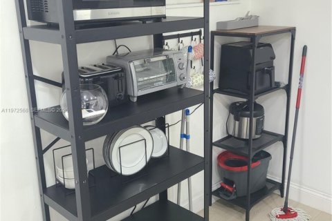 Appartement à louer à Miami, Floride: 2 chambres, 70.61 m2 № 2033426 - photo 12