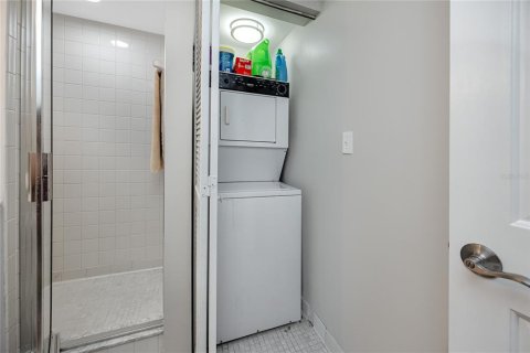 Condominio en venta en Saint Petersburg, Florida, 2 dormitorios, 112.41 m2 № 2196875 - foto 24