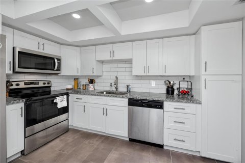 Condominio en venta en Saint Petersburg, Florida, 2 dormitorios, 112.41 m2 № 2196875 - foto 12