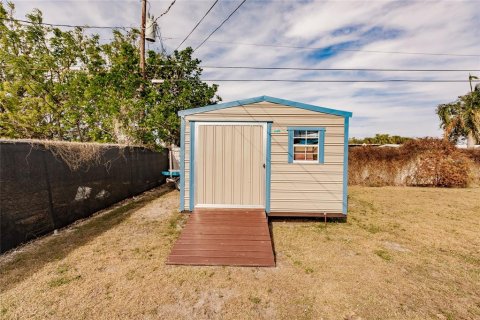 Casa en venta en Port Charlotte, Florida, 2 dormitorios, 88.44 m2 № 1902454 - foto 21