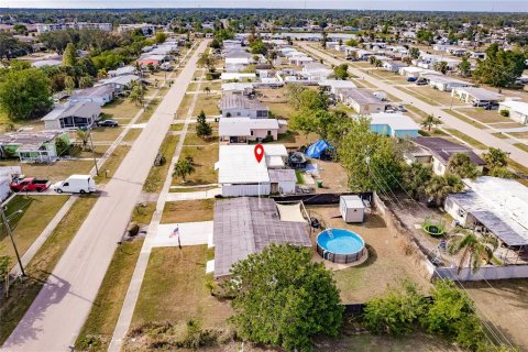 Casa en venta en Port Charlotte, Florida, 2 dormitorios, 88.44 m2 № 1902454 - foto 27