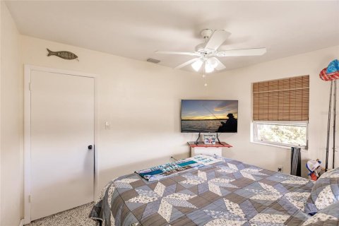 Casa en venta en Port Charlotte, Florida, 2 dormitorios, 88.44 m2 № 1902454 - foto 12