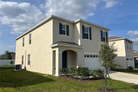 Casa en alquiler en Tavares, Florida, 5 dormitorios, 234.86 m2 № 1736768 - foto 2