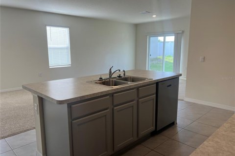 Casa en alquiler en Tavares, Florida, 5 dormitorios, 234.86 m2 № 1736768 - foto 11