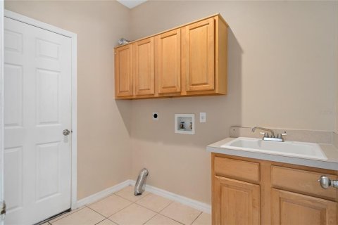 House in Orlando, Florida 4 bedrooms, 235.51 sq.m. № 2383326 - photo 30