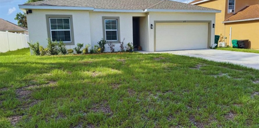 Casa en Lady Lake, Florida 3 dormitorios, 121.98 m2 № 1847989