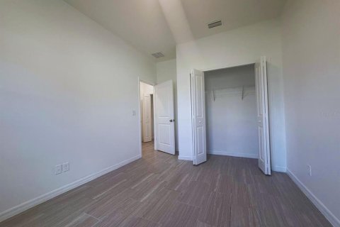 Casa en alquiler en Lady Lake, Florida, 3 dormitorios, 121.98 m2 № 1847989 - foto 9