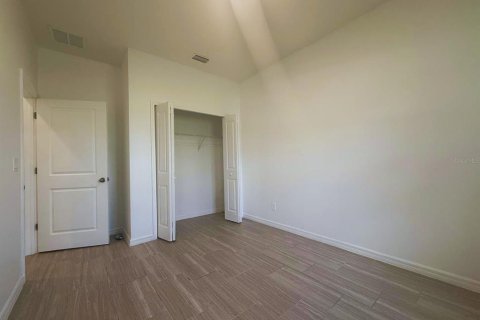Casa en alquiler en Lady Lake, Florida, 3 dormitorios, 121.98 m2 № 1847989 - foto 10
