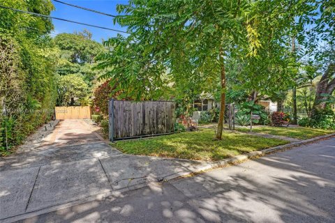 Снять в аренду виллу или дом в Майами, Флорида 2 спальни, 249.44м2, № 1990412 - фото 25