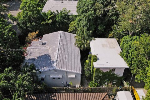 Снять в аренду виллу или дом в Майами, Флорида 2 спальни, 249.44м2, № 1990412 - фото 8