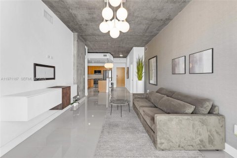 Condo in West Palm Beach, Florida, 2 bedrooms  № 2046674 - photo 6