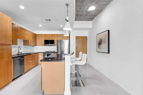 Condo in West Palm Beach, Florida, 2 bedrooms  № 2046674 - photo 24