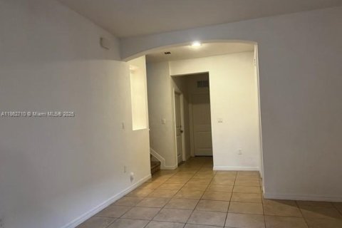 Adosado en alquiler en Homestead, Florida, 4 dormitorios, 214.23 m2 № 1979203 - foto 20