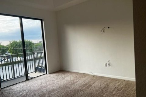 Adosado en alquiler en Homestead, Florida, 4 dormitorios, 214.23 m2 № 1979203 - foto 15