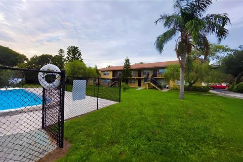 Condo in Clearwater, Florida, 1 bedroom  № 1913198 - photo 1