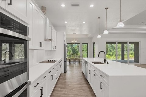 Casa en venta en Port Charlotte, Florida, 4 dormitorios, 303.05 m2 № 1903861 - foto 11
