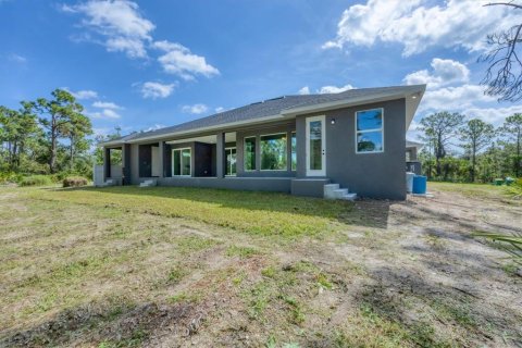 Casa en venta en Port Charlotte, Florida, 4 dormitorios, 303.05 m2 № 1903861 - foto 30