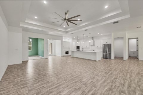 Casa en venta en Port Charlotte, Florida, 4 dormitorios, 303.05 m2 № 1903861 - foto 7