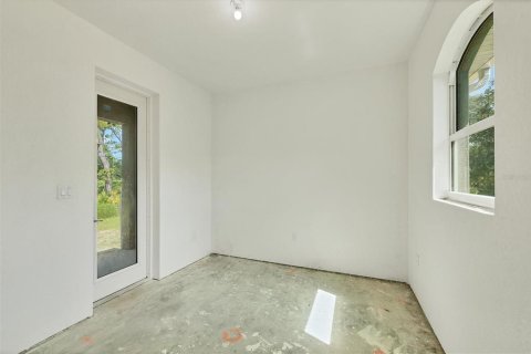 Casa en venta en Port Charlotte, Florida, 4 dormitorios, 303.05 m2 № 1903861 - foto 22