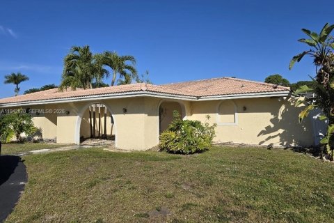 Casa en venta en Plantation, Florida, 4 dormitorios, 224.92 m2 № 1999059 - foto 2