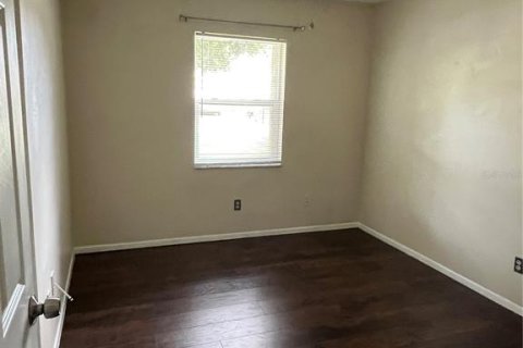 Casa en alquiler en Oldsmar, Florida, 4 dormitorios, 130.16 m2 № 1880874 - foto 10