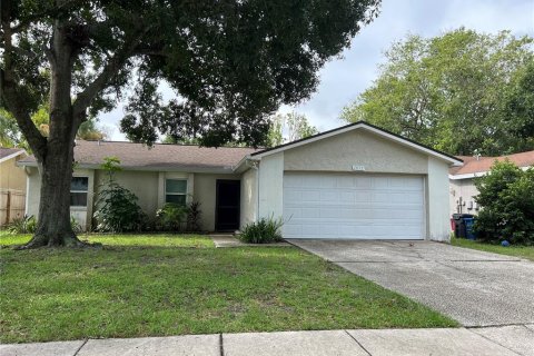 Casa en alquiler en Oldsmar, Florida, 4 dormitorios, 130.16 m2 № 1880874 - foto 1