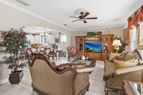 Villa ou maison à vendre à Orlando, Floride: 5 chambres, 295.52 m2 № 2225685 - photo 19