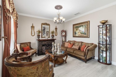 Villa ou maison à vendre à Orlando, Floride: 5 chambres, 295.52 m2 № 2225685 - photo 9