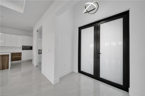 House in Lehigh Acres, Florida 3 bedrooms, 153.29 sq.m. № 2003305 - photo 9