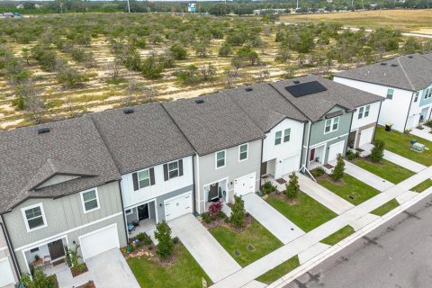 Townhouse in Davenport, Florida 3 bedrooms, 132.01 sq.m. № 1535006 - photo 24