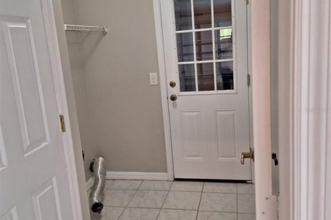 House in Orlando, Florida 4 bedrooms, 238.39 sq.m. № 1799837 - photo 25