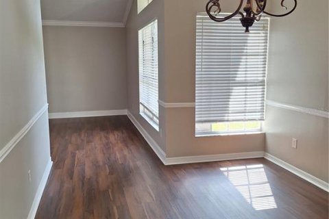 House in Orlando, Florida 4 bedrooms, 238.39 sq.m. № 1799837 - photo 14