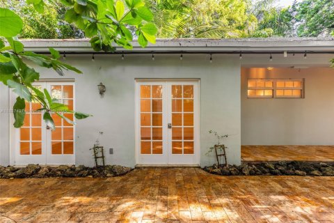 Casa en alquiler en Miami, Florida, 1 dormitorio, 205.96 m2 № 1823437 - foto 25
