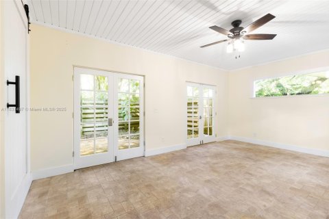 Casa en alquiler en Miami, Florida, 1 dormitorio, 205.96 m2 № 1823437 - foto 16