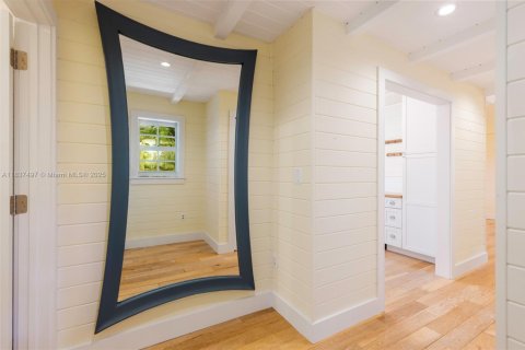 Casa en alquiler en Miami, Florida, 1 dormitorio, 205.96 m2 № 1823437 - foto 7