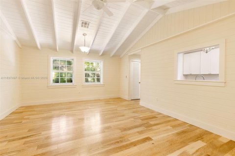 Casa en alquiler en Miami, Florida, 1 dormitorio, 205.96 m2 № 1823437 - foto 11