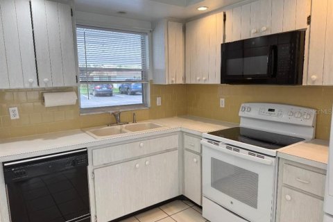 Casa en venta en Sarasota, Florida, 2 dormitorios, 112.32 m2 № 1916159 - foto 6