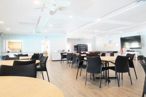 Casa en venta en Sarasota, Florida, 2 dormitorios, 112.32 m2 № 1916159 - foto 20