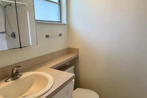 Casa en venta en Sarasota, Florida, 2 dormitorios, 112.32 m2 № 1916159 - foto 11
